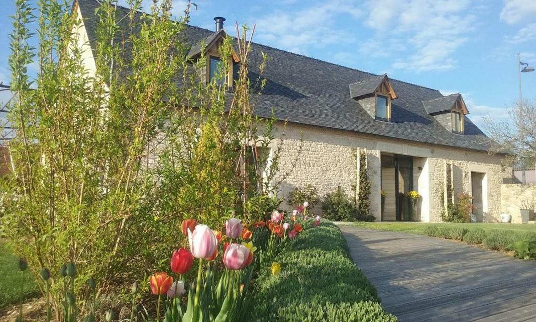 Le Mazet D'Olt Bed & Breakfast Altillac Exterior photo